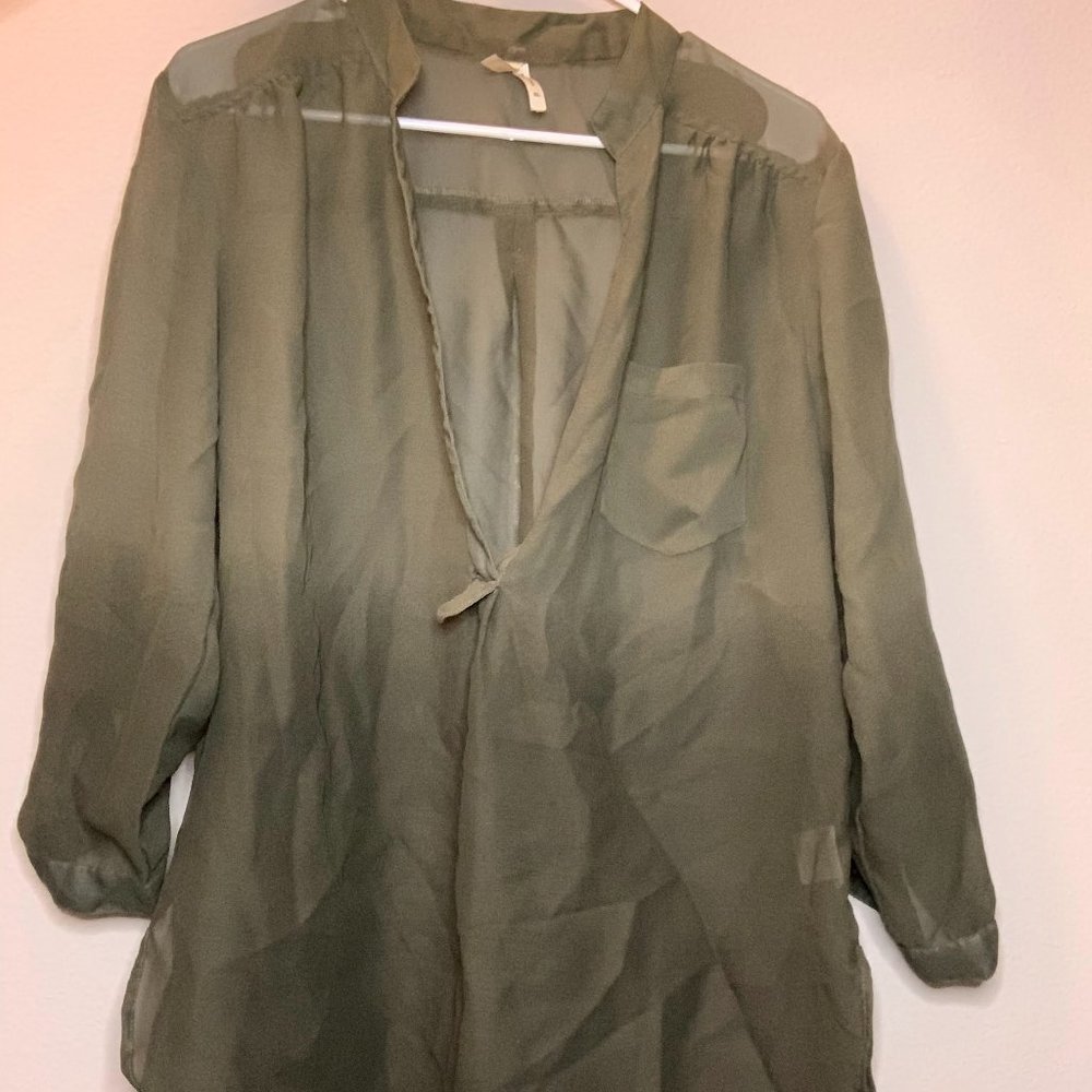 Sheer Low-High Haft Button Up Shirt with Side Slits